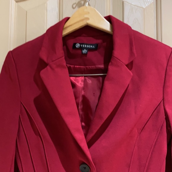 VERSONA  Red Blazer, size 0 - Picture 2 of 7